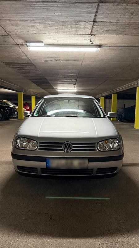 Gebraucht VW Golf IV 75 PS (55 kW) 2001 Silber Limousine