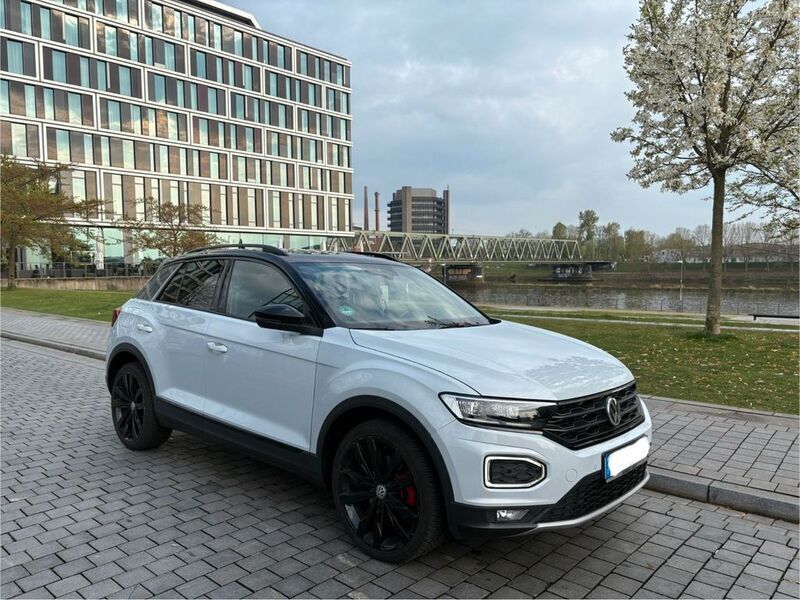 Weiß Gebraucht 2020 VW T-Roc Sport SUV | 25.400 € (Etwas zu teuer) - Bild 1/4