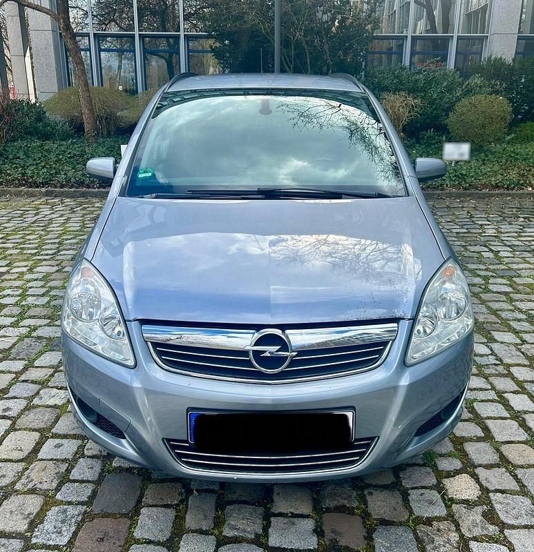 Gebraucht Opel Zafira 116 PS (85 kW) 2008 Grau Van / Kleinbus