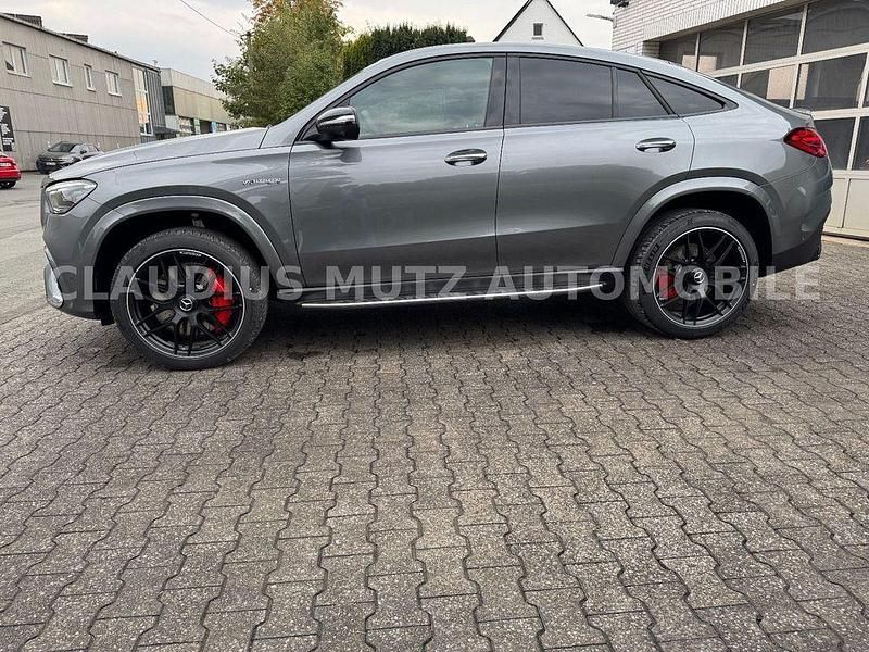 Neu Mercedes GLE63 AMG AMG 634 PS (466 kW) 2026 992 selenitgrau metallic Coupé
