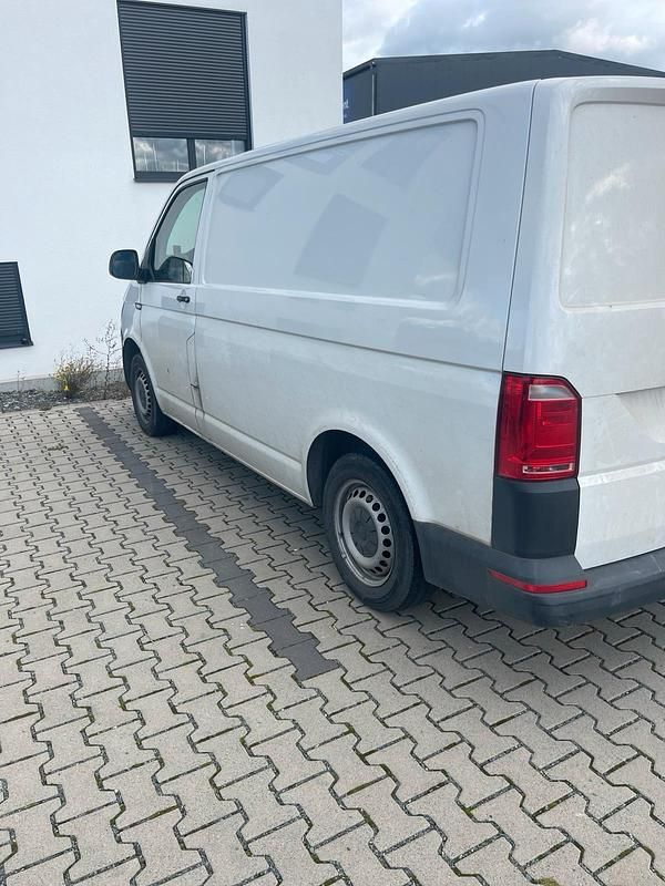 Gebraucht VW T6 109 PS (80 kW) 2015 Weiß Van