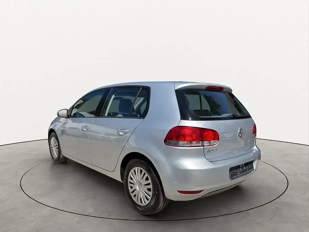 Gebraucht VW Golf VI 86 PS (63 kW) 2011 Silber Limousine