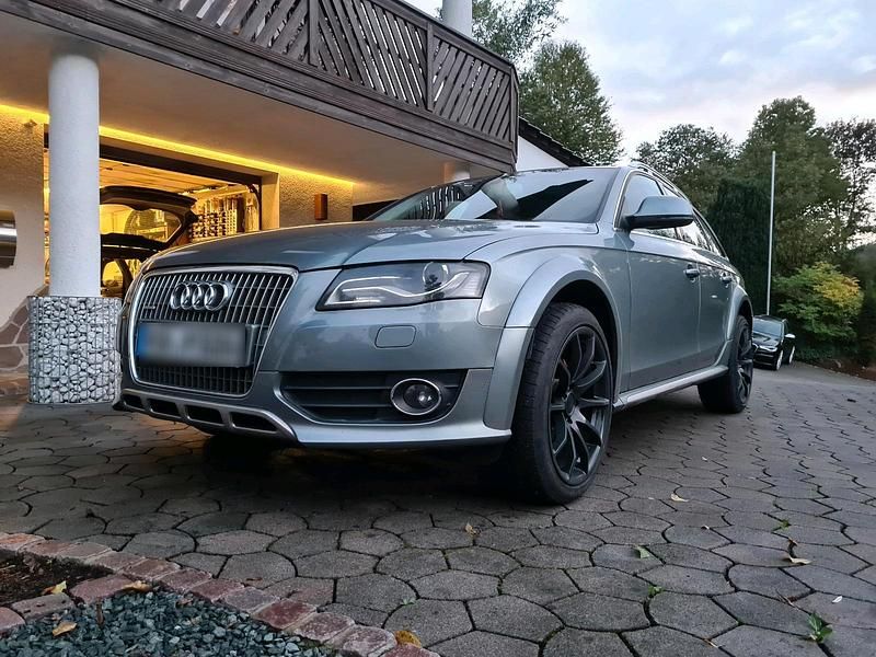 Second-hand Audi A4 Allroad 211 CP (155 kW) 2009 Gri Break