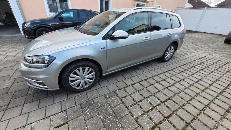 Gebraucht VW Golf VII Join 150 PS (110 kW) 2019 Grau Kombi