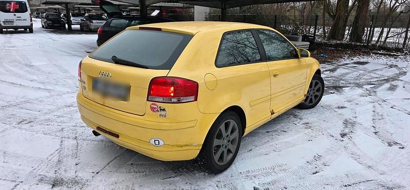 Gebraucht Audi A3 115 PS (84 kW) 2005 Gelb Kleinwagen