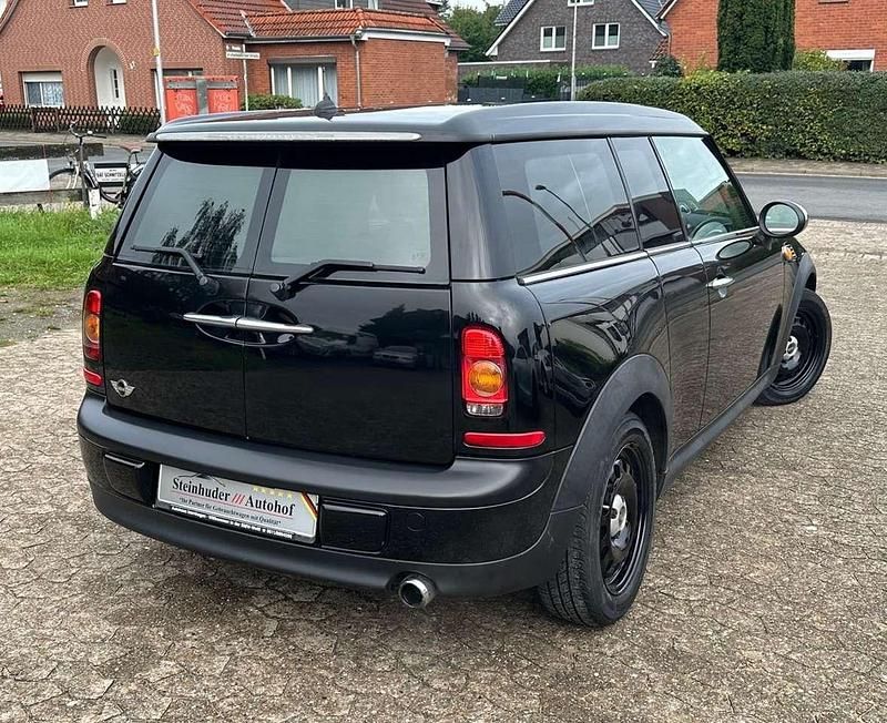 Gebraucht Mini One Clubman 95 PS (69 kW) 2010 Midnight black metallic Kombi