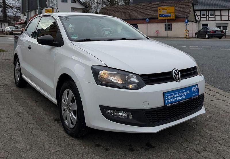 Gebraucht VW Polo Trendline 60 PS (44 kW) 2014 Weiß Kleinwagen