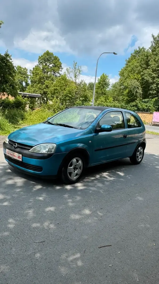 Gebraucht Opel Corsa 75 PS (55 kW) 2000 Blau Kleinwagen
