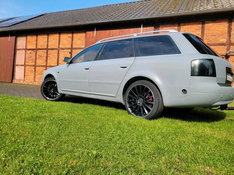 Grau Gebraucht 1999 Audi A6 Kombi | 3.000 € - Bild 1/4