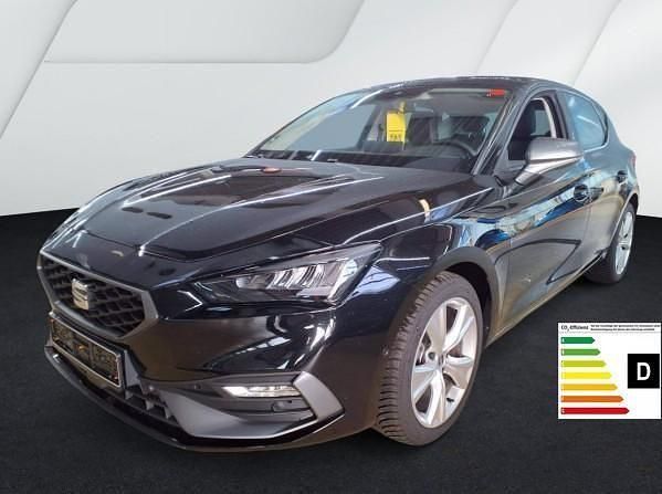 Mitternachtsschwarz Gebraucht 2025 Seat Leon FR-Line Limousine | 26.440 € (Guter Preis) - Bild 1/4