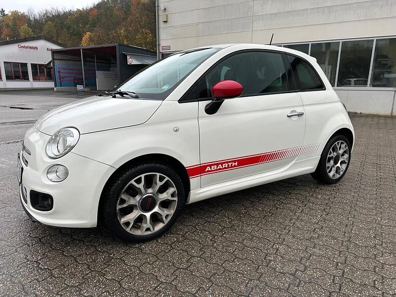 Weiß Gebraucht 2015 Fiat 500S S Kleinwagen | 6.500 € (Fairer Preis) - Bild 1/4