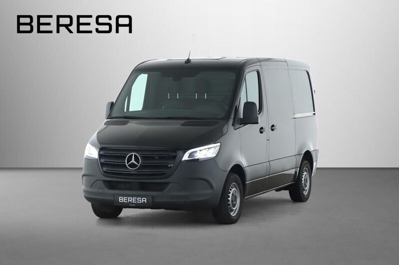 Tiefschwarz Gebraucht 2021 Mercedes Sprinter Van | 26.156 € - Bild 1/4