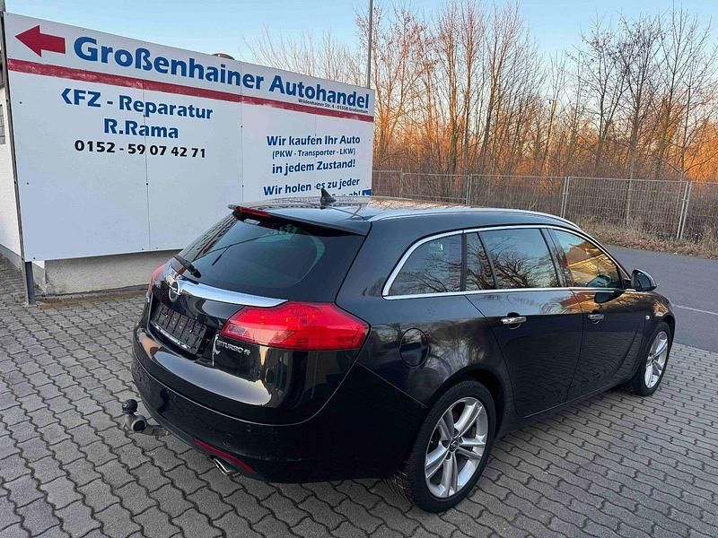 Gebraucht Opel Insignia 194 PS (142 kW) 2013 Schwarz Kombi