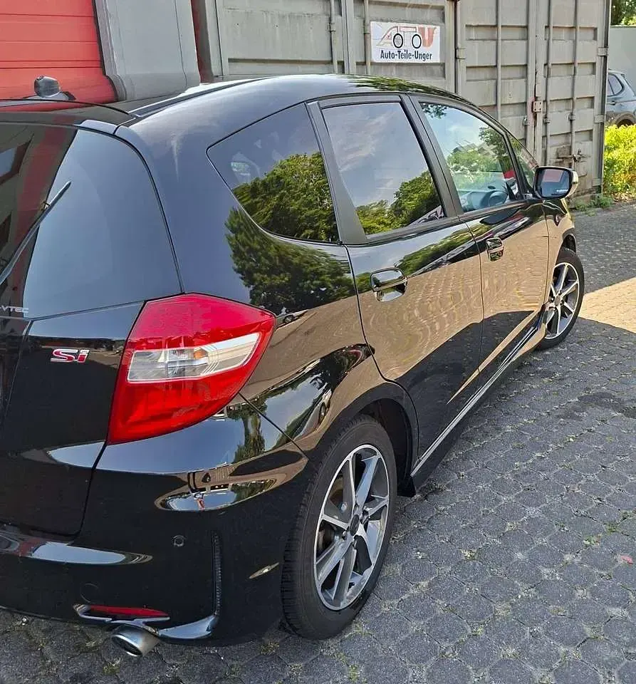 Gebraucht Honda Jazz SI 99 PS (72 kW) 2013 Schwarz Kleinwagen