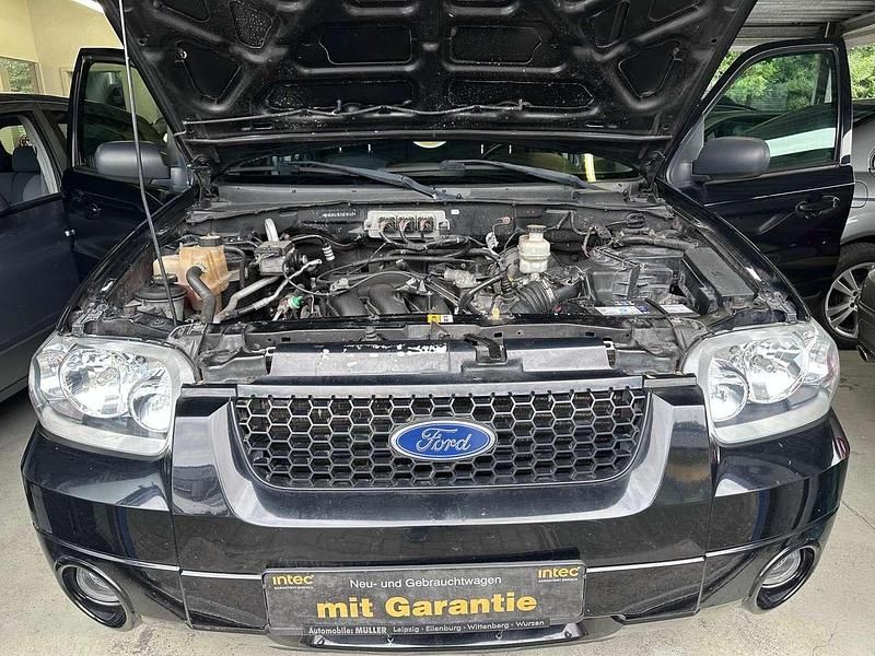 Gebraucht Ford Maverick XLT 203 PS (149 kW) 2007 Schwarz SUV