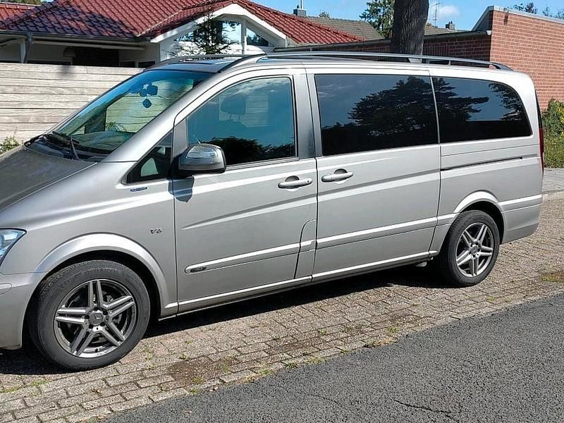 Beige Gebraucht 2012 Mercedes Viano Van / Kleinbus | 15.000 € (Superpreis) - Bild 1/4