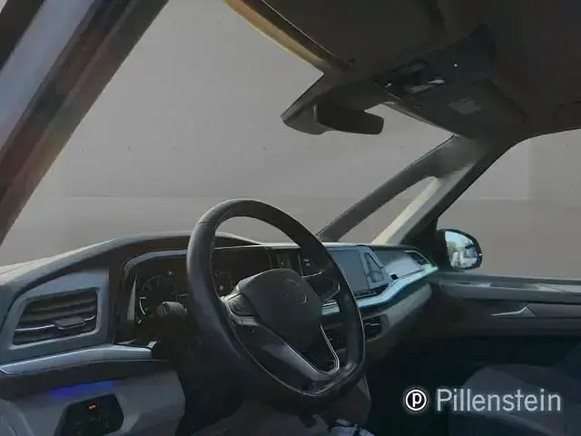 Gebraucht VW Multivan Edition 150 PS (110 kW) 2023 Schwarz Van / Kleinbus