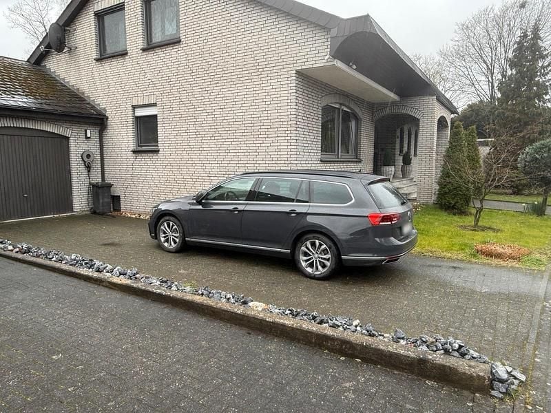 Gebraucht VW Passat GTE 218 PS (160 kW) 2021 Grau Kombi