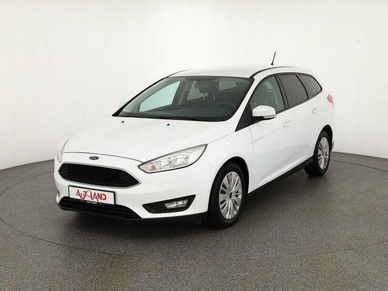 Weiß Gebraucht 2018 Ford Focus Business Edition Kombi | 11.990 € (Fairer Preis) - Bild 1/4