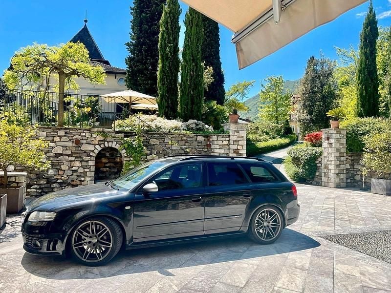 Schwarz Gebraucht 2007 Audi RS4 Black Edition Kombi | 27.900 € (Fairer Preis) - Bild 1/4