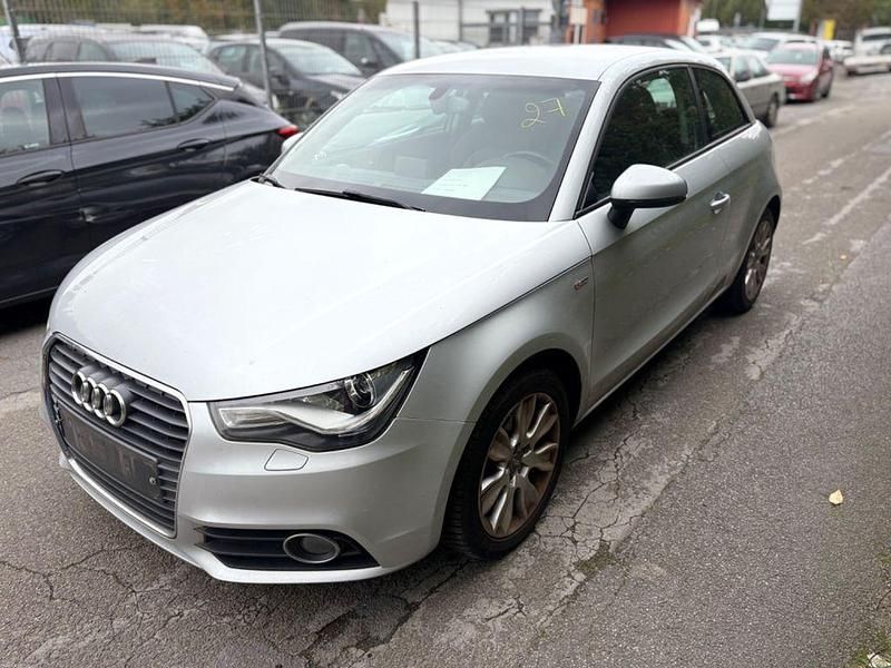 Silber Gebraucht 2012 Audi A1 Ambition Kleinwagen | 6.300 € (Fairer Preis) - Bild 1/4