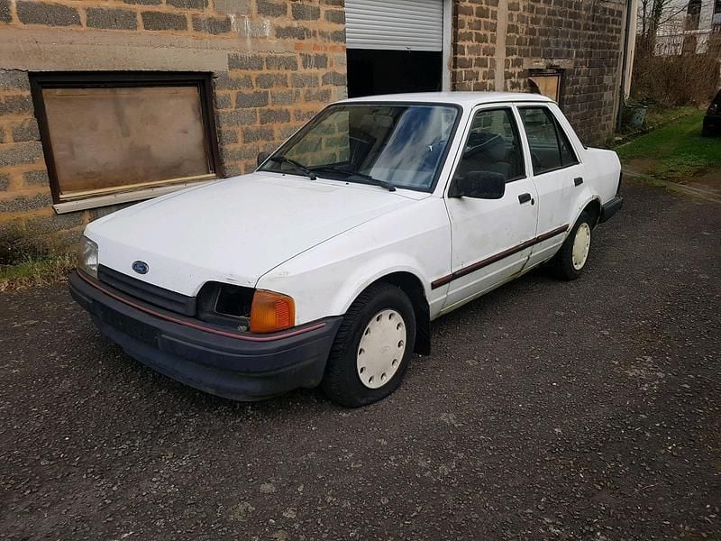 Gebraucht Ford Orion 55 PS (40 kW) 1988 Limousine