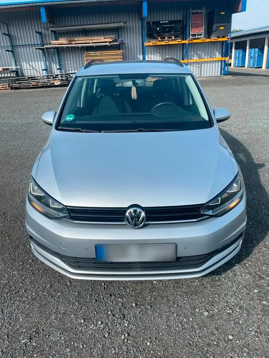 Gebraucht VW Touran 110 PS (80 kW) 2016 Silber Van / Kleinbus