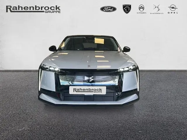 Gebraucht DS Automobiles N°8 180 kW (245 PS) 2026 Grau SUV