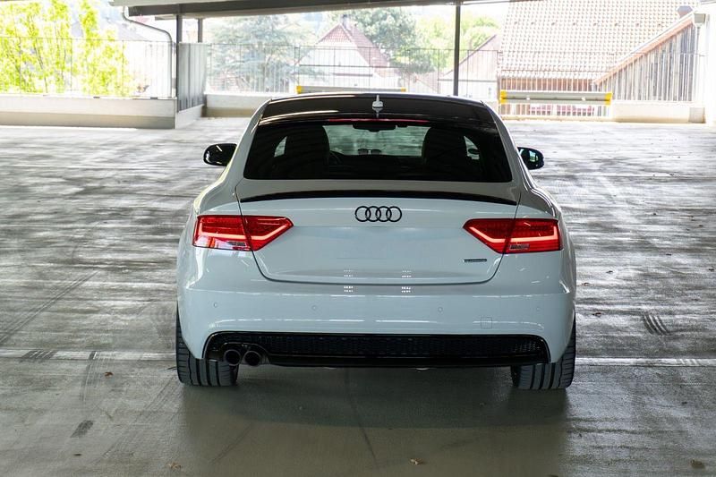 Gebraucht Audi A5 S-Line 190 PS (139 kW) 2015 Weiß Coupé