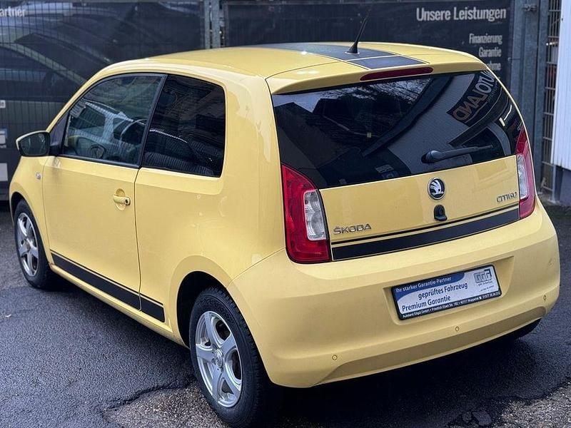 Używany Skoda Citigo Elegance 75 KM (55 kW) 2012 Żółty Hatchback