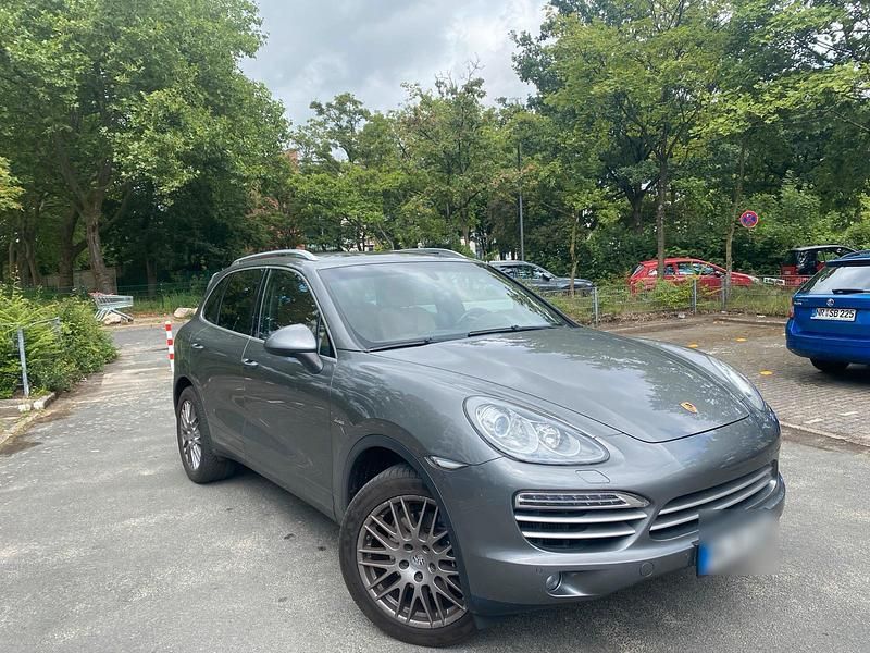 Gebraucht Porsche Cayenne Edition 245 PS (180 kW) 2014 Silber SUV