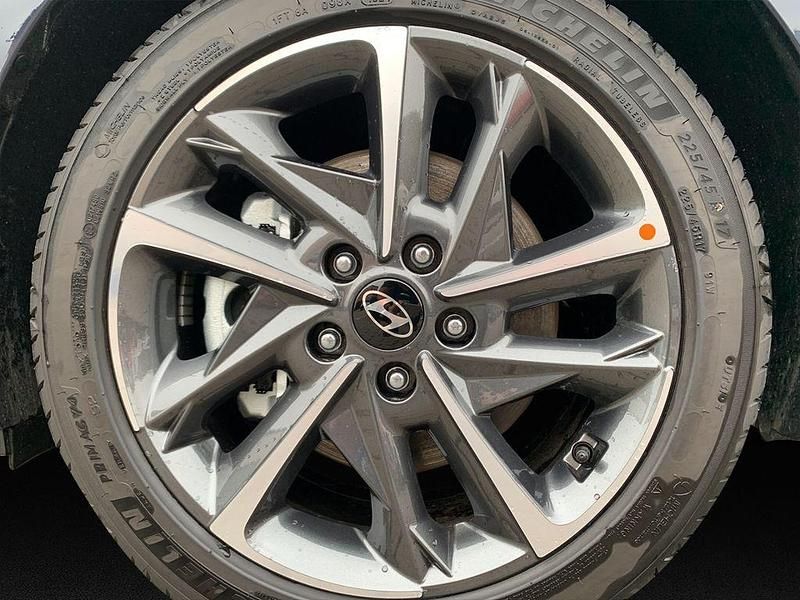 Gebraucht Hyundai i30 Advantage 101 PS (74 kW) 2024 Blau Limousine