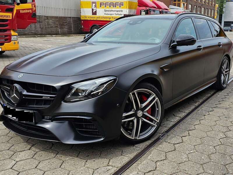 Blau Gebraucht 2018 Mercedes E63S AMG AMG Kombi | 51.999 € (Superpreis) - Bild 1/4