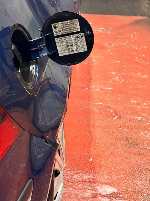 Gebraucht VW Golf IV 75 PS (55 kW) 2002 Kleinwagen