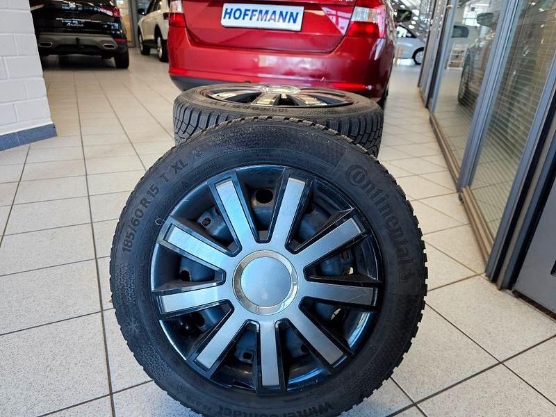 Gebraucht Skoda Rapid 110 PS (80 kW) 2017 Rot (metallic) Kombi