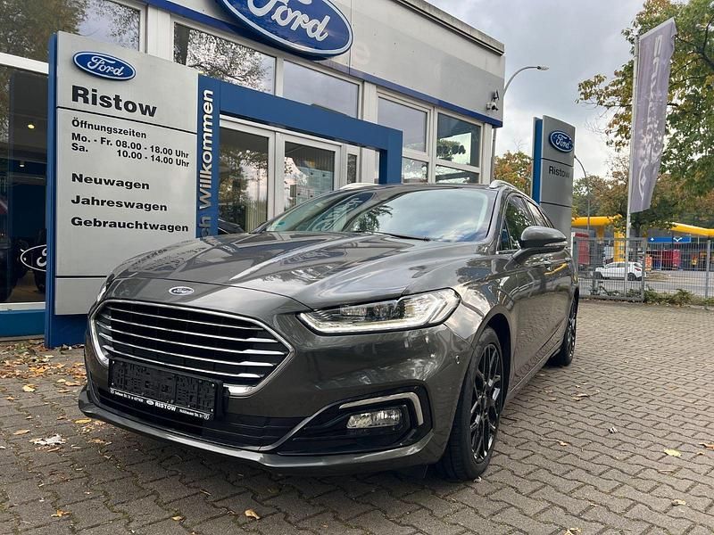 Grau Gebraucht 2019 Ford Mondeo Titanium Kombi | 19.890 € (Teuer) - Bild 1/4
