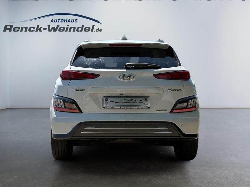 Gebraucht Hyundai Kona Prime 150 kW (204 PS) 2021 Weiß SUV