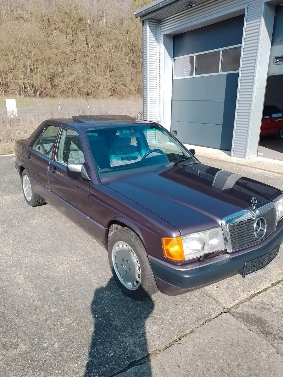 Gebraucht Mercedes 190 109 PS (80 kW) 1991 Limousine