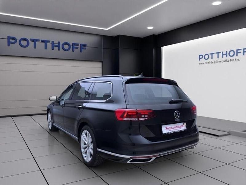 Usado VW Passat GTE 218 HP (160 kW) 2022 Preto Carrinha