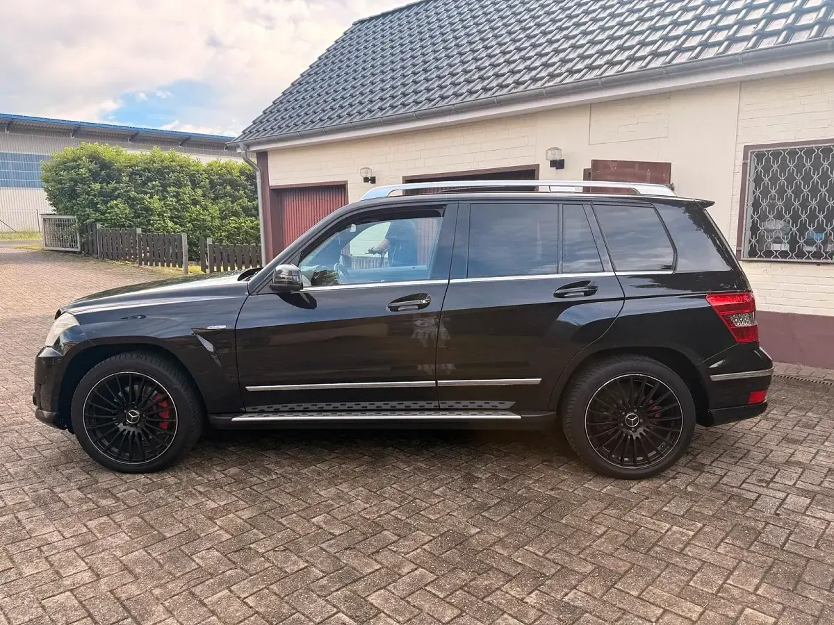 Gebraucht Mercedes GLK320 AMG 224 PS (164 kW) 2009 Andere farben SUV