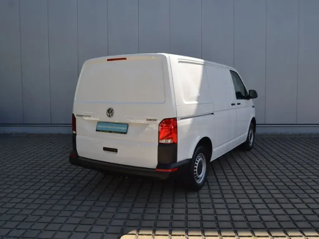 Gebraucht VW T6.1 150 PS (110 kW) 2020 Candy weiß Van