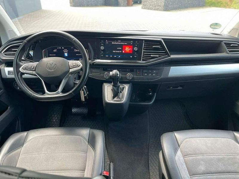 Second-hand VW Multivan Edition 199 CP (146 kW) 2020 Gri Monovolum