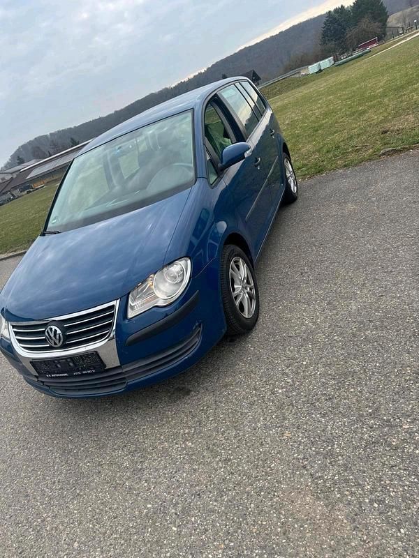 Gebraucht VW Touran 90 PS (66 kW) 2008 Blau Van / Kleinbus