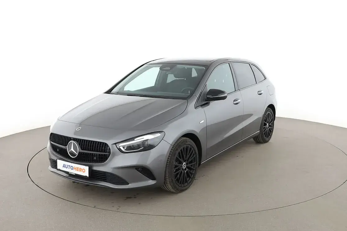 Gebraucht Mercedes B250 Progressive 102 PS (75 kW) 2025 Kleinwagen