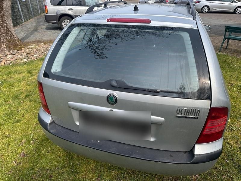 Gebraucht Skoda Octavia 101 PS (74 kW) 2005 Silber Kombi