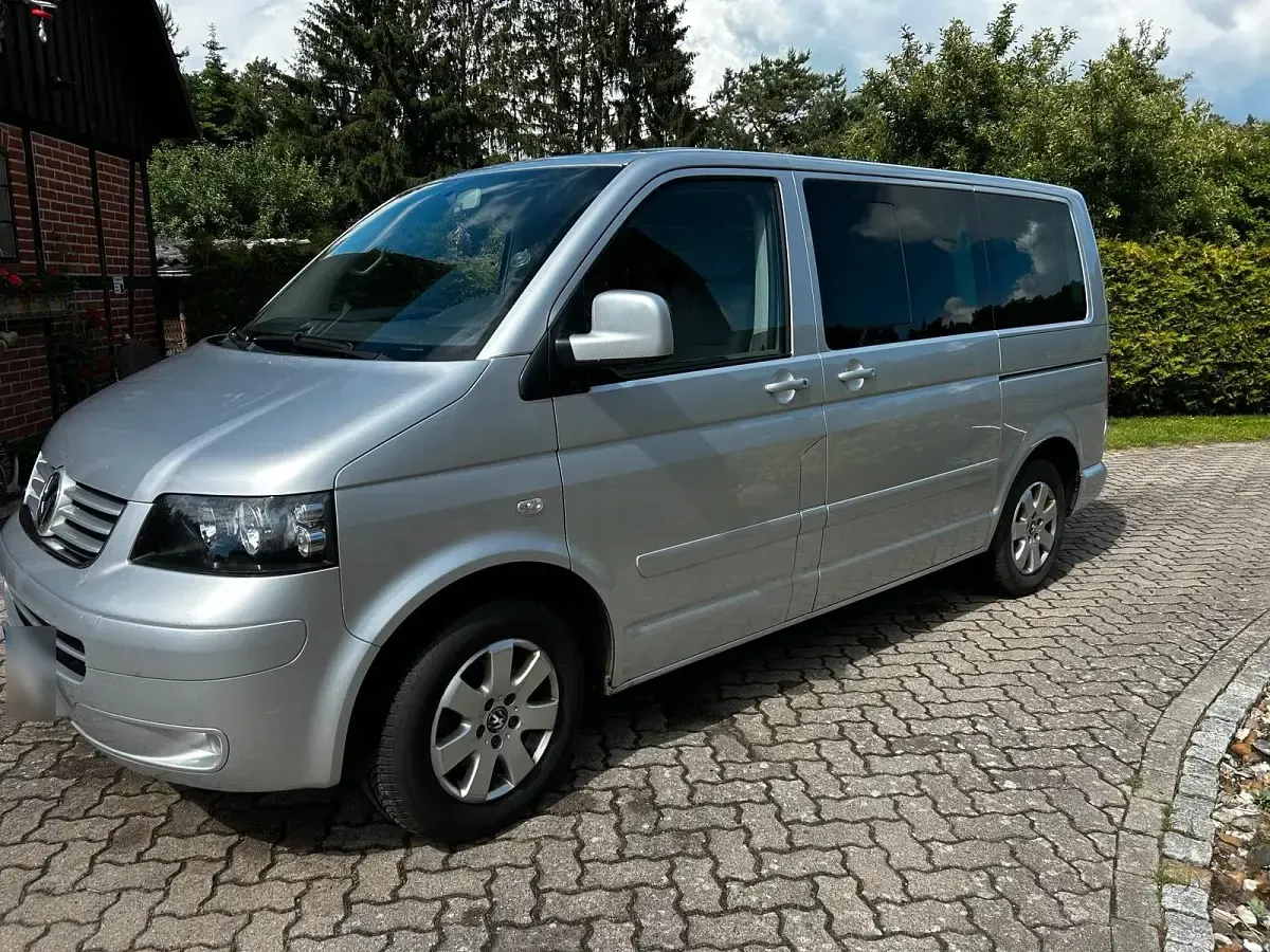 Gebraucht VW Multivan Comfortline 175 PS (128 kW) 2004 Silber Van / Kleinbus