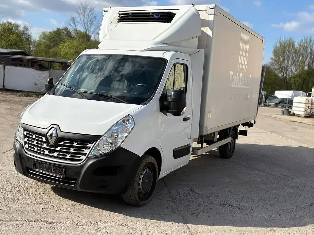 Gebraucht Renault Master 170 PS (125 kW) 2019 Weiß Van / Kleinbus