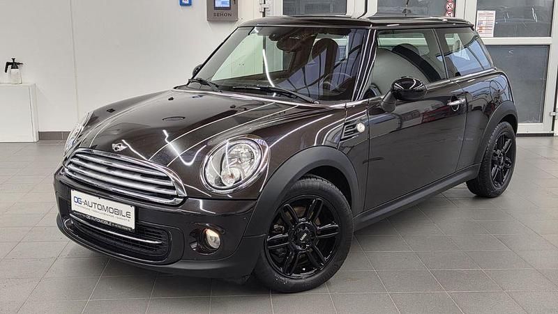 Usata Mini Cooper 122 CV (89 kW) 2013 Marrone Utilitaria