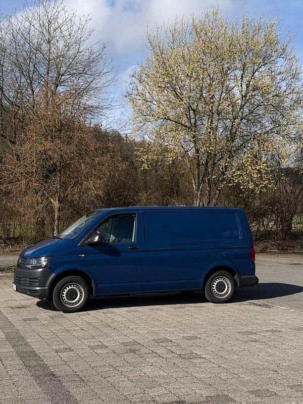 Gebraucht VW Transporter 102 PS (75 kW) 2015 Blau Van