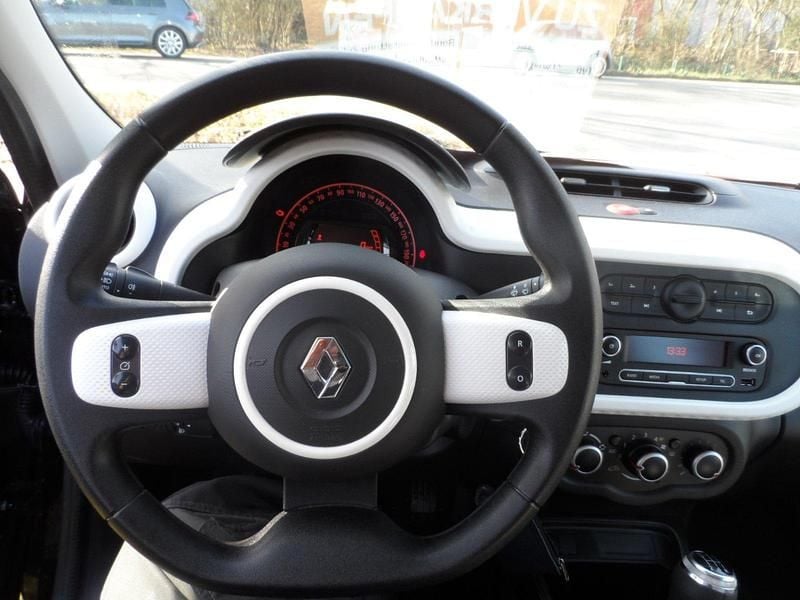 Gebraucht Renault Twingo 74 PS (54 kW) 2020 Schwarz Kleinwagen